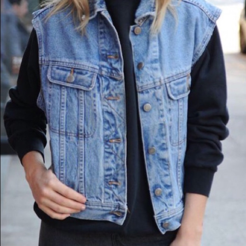 Gap woman vast